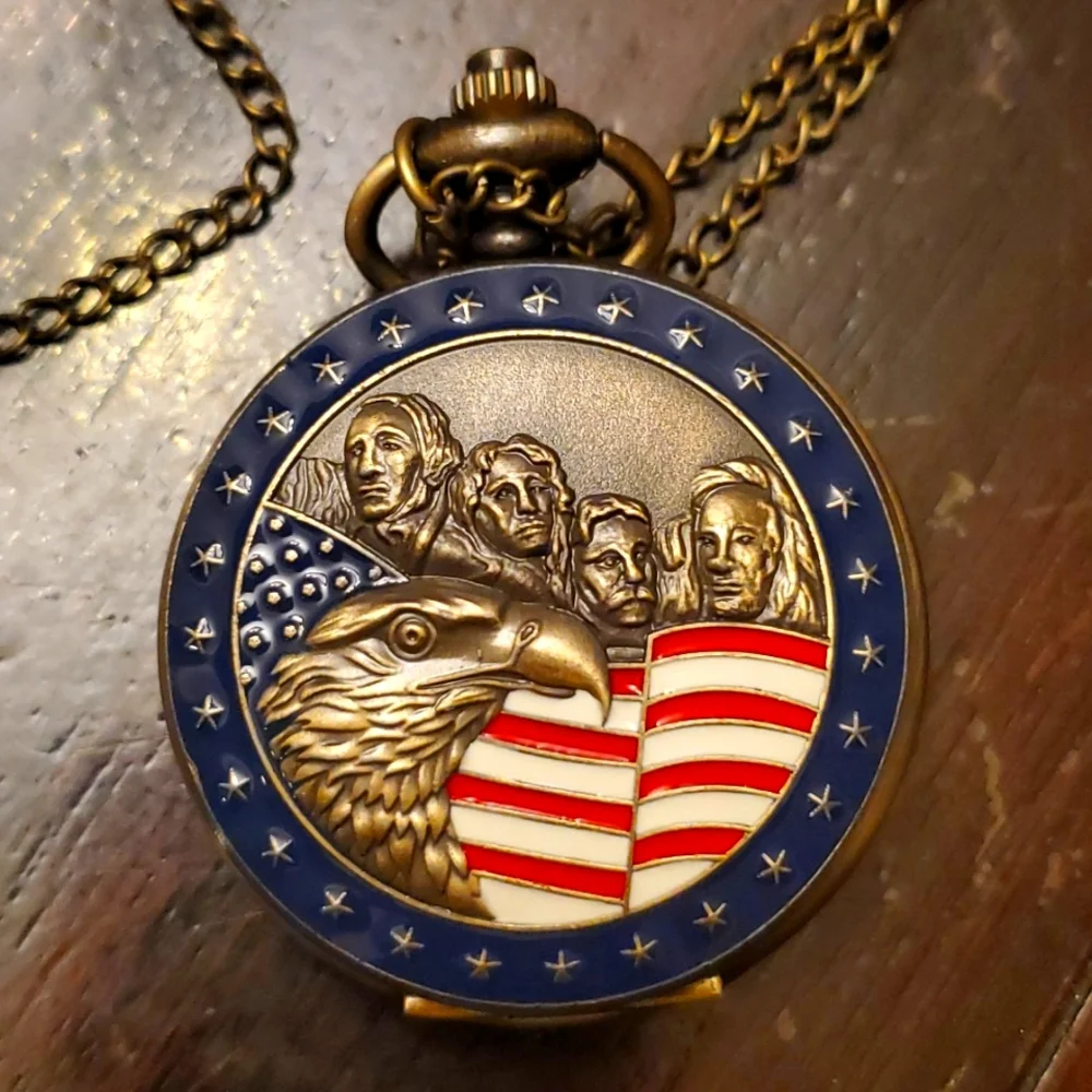 Mens Mount Rushmore pocket ⌚️ watch